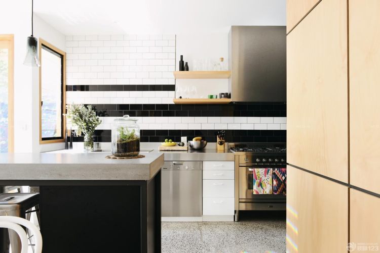 Trang trí nội thất căn bếp tân cổ điển ấn tượng 2