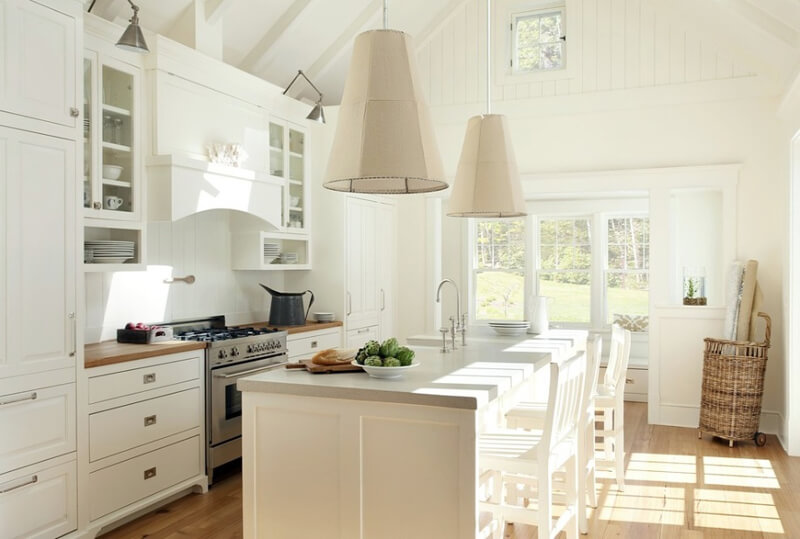 Các mẫu tủ bếp đẹp hiện đại màu trắng